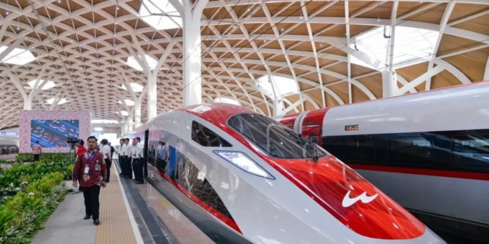 Dinamika Ekonomi Regional: Dari Proyek Kereta Cepat hingga Isu Kesejahteraan di Asia