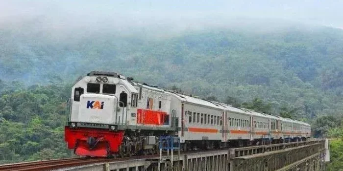Sejarah Hari Kereta Api Nasional: Mengenang Jiwa Juang Buruh Rel Indonesia